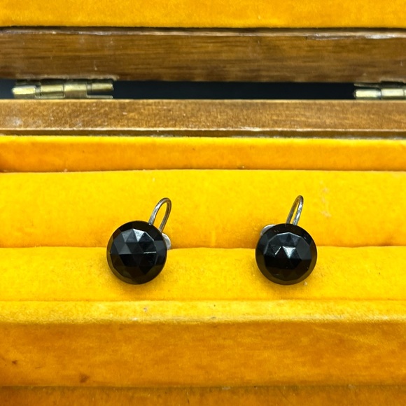 Jewelry - Vintage Silver 925 Screw back earrings!